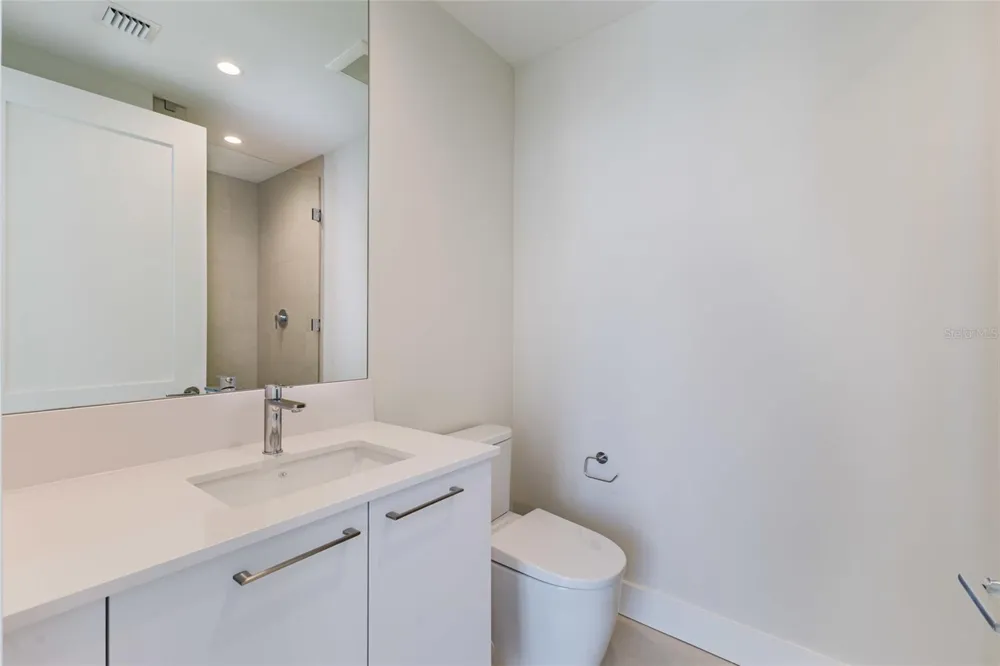 275 1ST AVENUE S #3908 St Petersburg, FL 33701