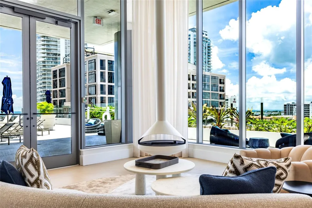 275 1ST AVENUE S #3908 St Petersburg, FL 33701