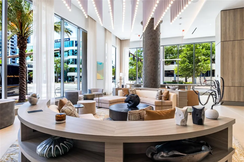 275 1ST AVENUE S #3908 St Petersburg, FL 33701
