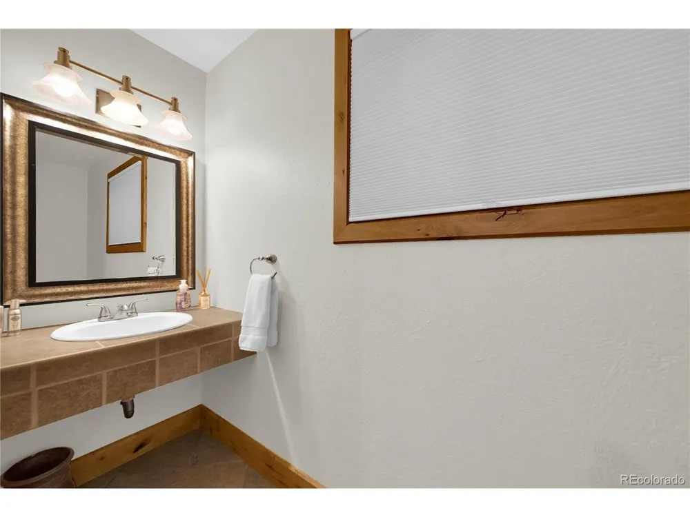 202 Eldridge Street Burlington, CO 80807