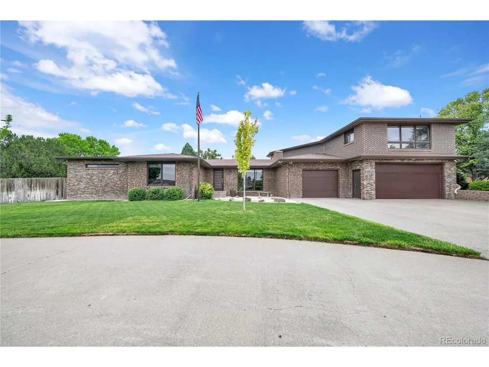 202 Eldridge Street Burlington, CO 80807