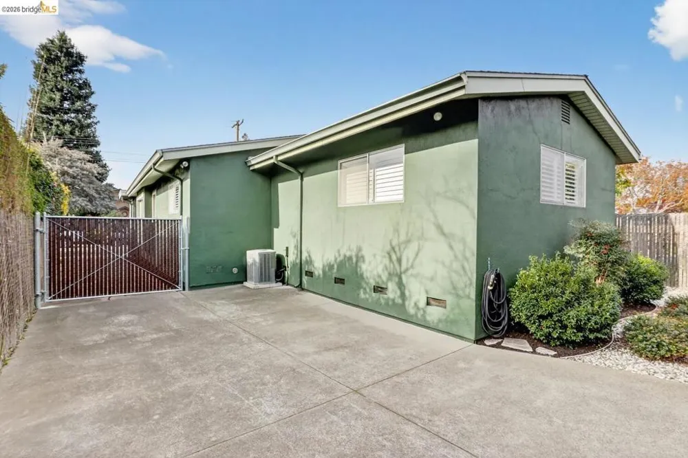 310 Melven San Leandro, CA 94577
