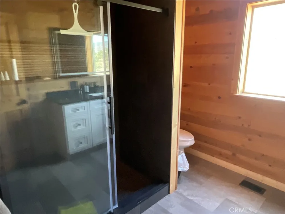13730 Feldman Montague, CA 96064
