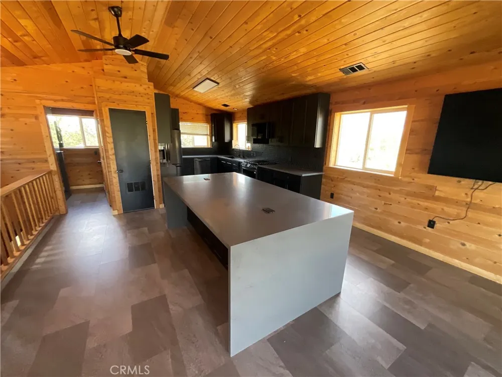 13730 Feldman Montague, CA 96064
