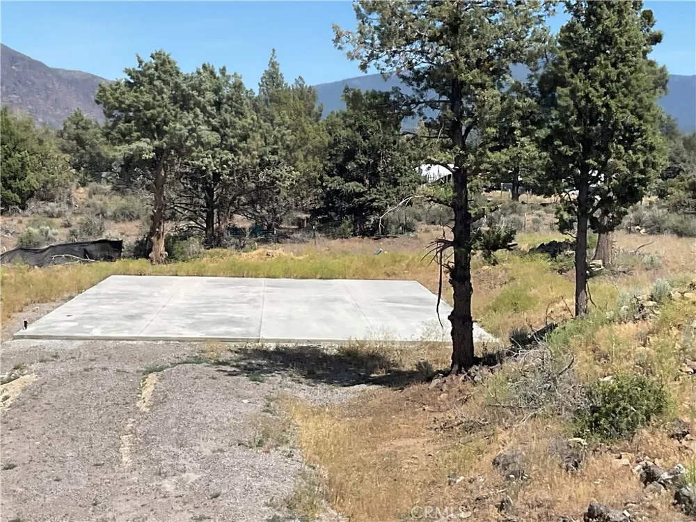 13730 Feldman Montague, CA 96064