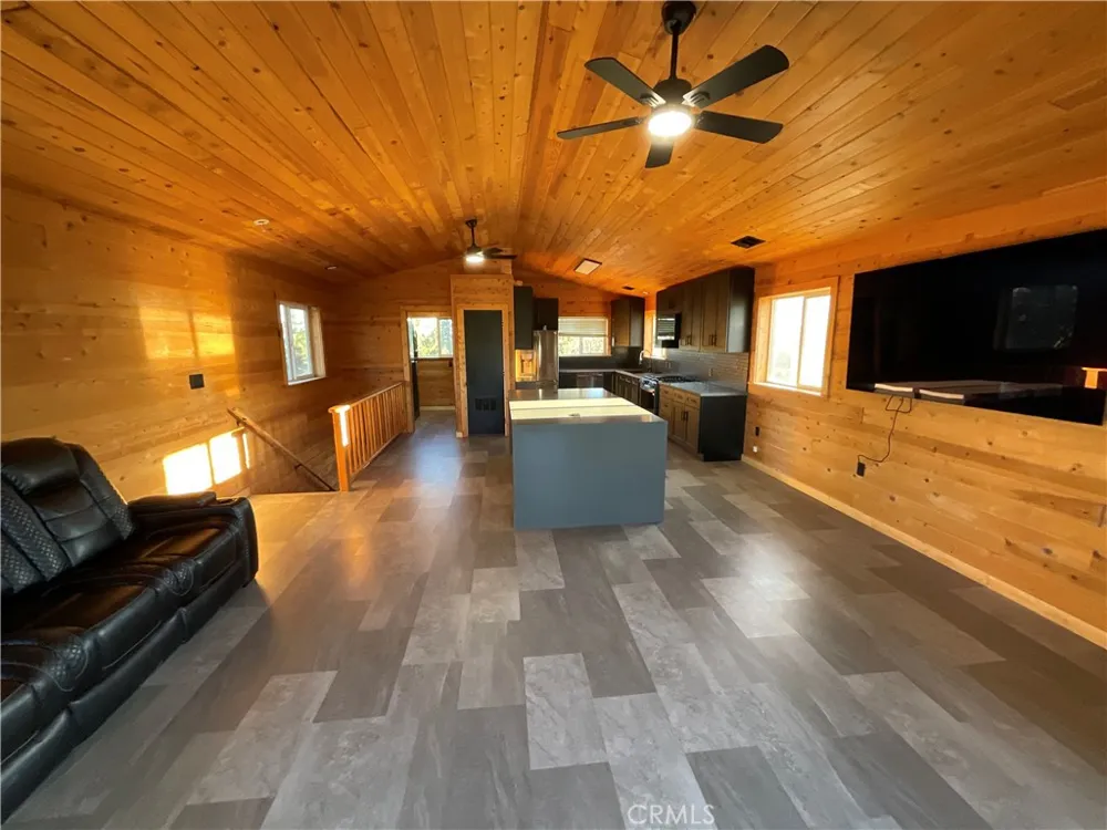 13730 Feldman Montague, CA 96064