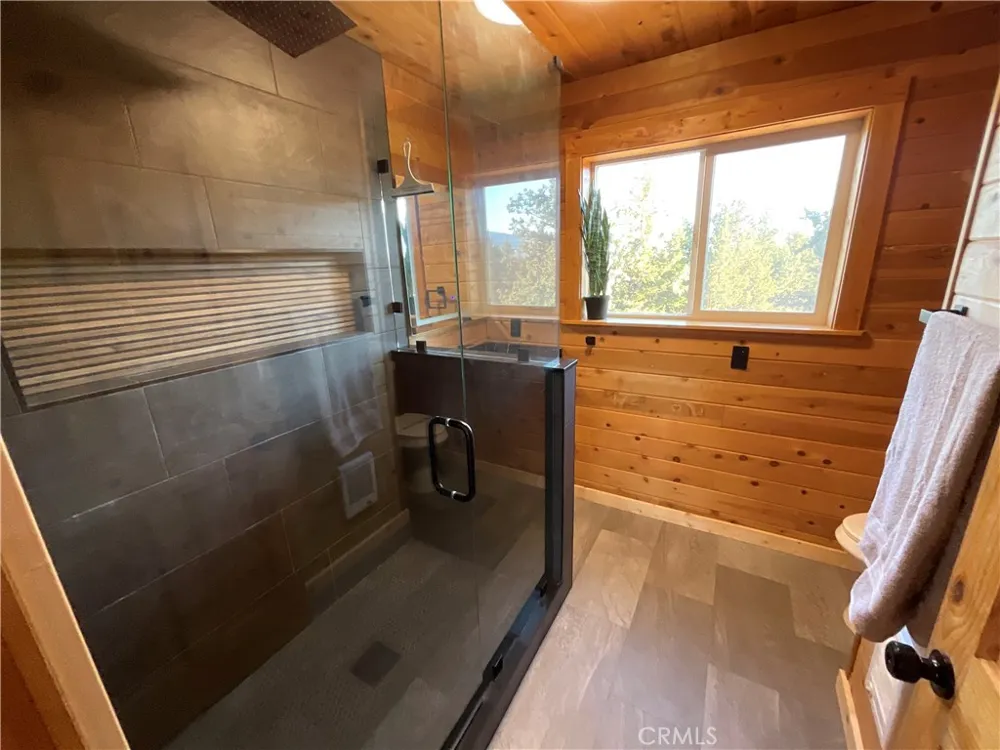 13730 Feldman Montague, CA 96064
