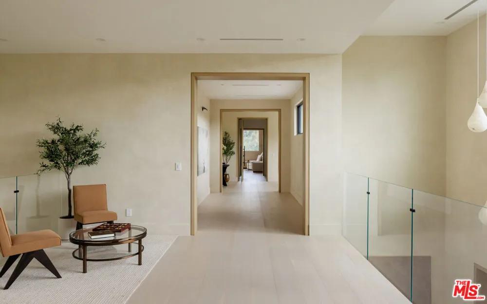 24247 Bridle Trail Road Hidden Hills, CA 91302