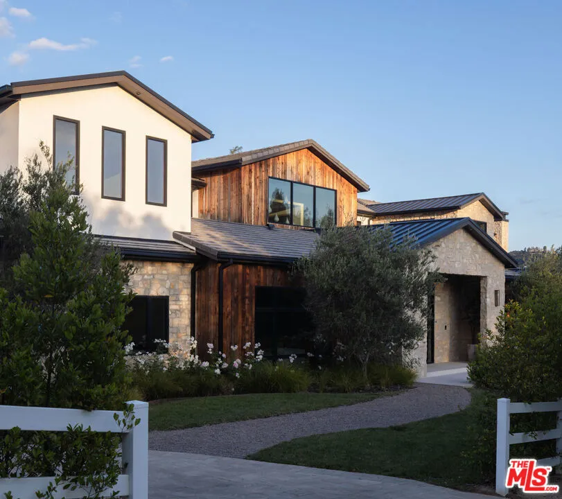 24247 Bridle Trail Road Hidden Hills, CA 91302