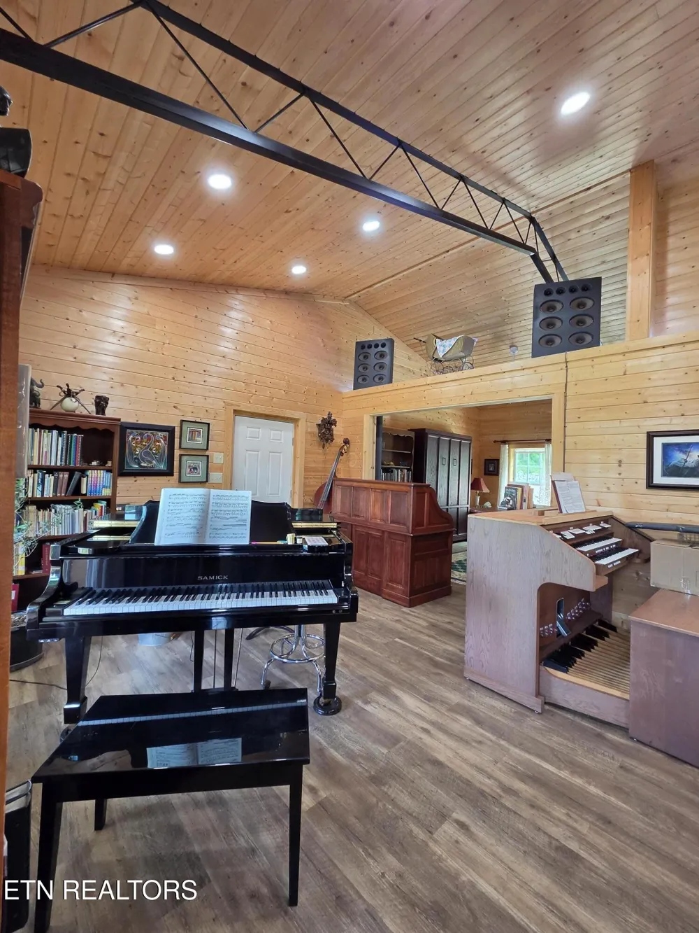 1302 Cummingsville Sparkmantown Rd Doyle, TN 38559