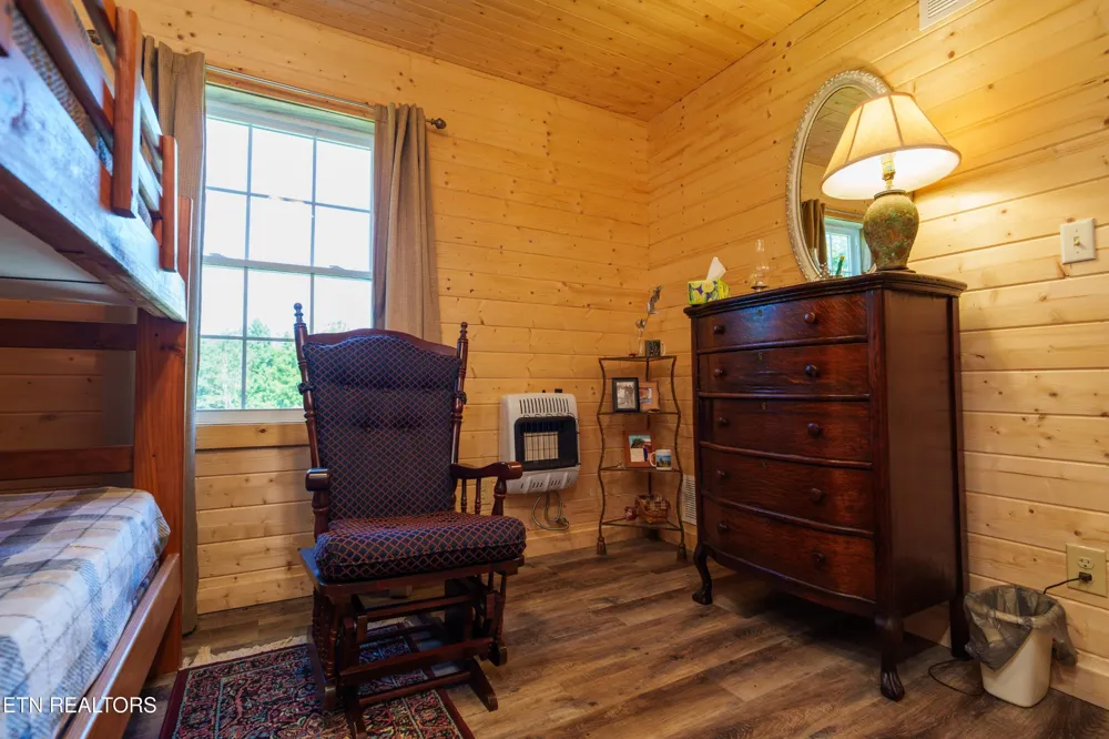 1302 Cummingsville Sparkmantown Rd Doyle, TN 38559