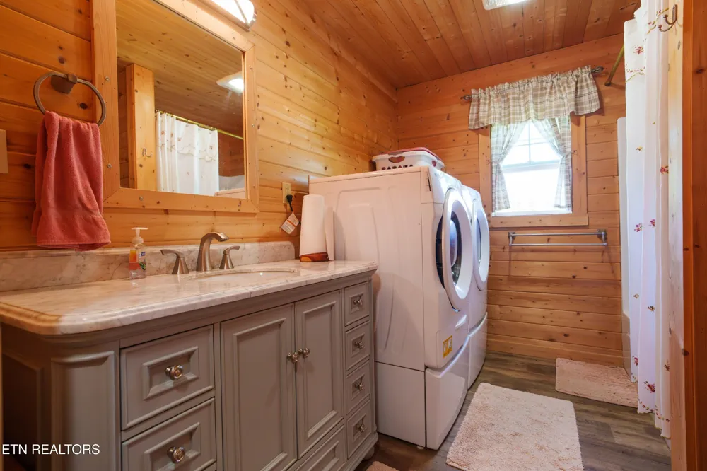 1302 Cummingsville Sparkmantown Rd Doyle, TN 38559