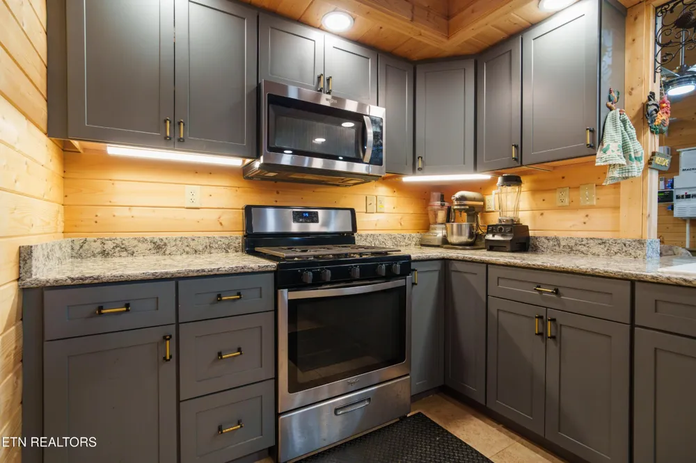 1302 Cummingsville Sparkmantown Rd Doyle, TN 38559