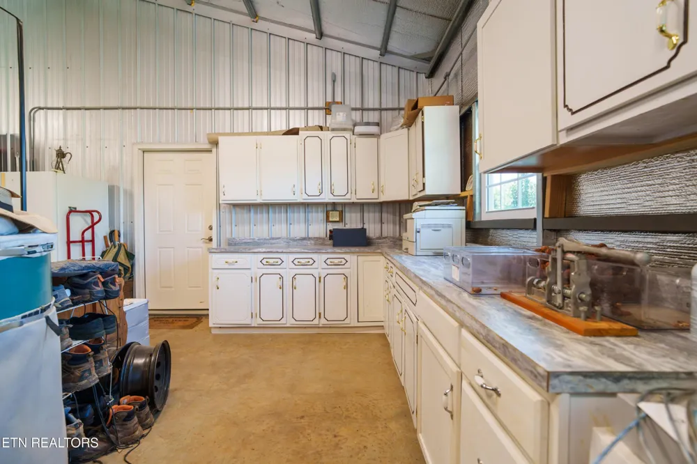 1302 Cummingsville Sparkmantown Rd Doyle, TN 38559