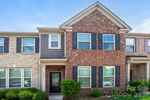 8141 English Clover Lane