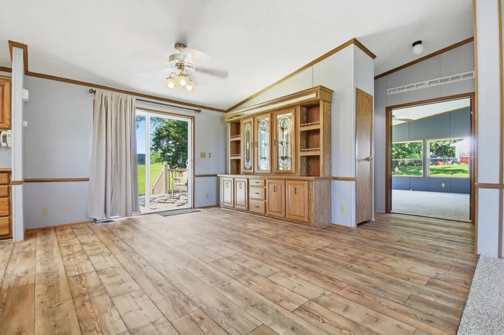 7001 County Road 40 NE New London, MN 56273