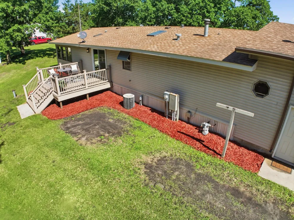 7001 County Road 40 NE New London, MN 56273
