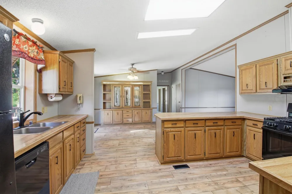 7001 County Road 40 NE New London, MN 56273