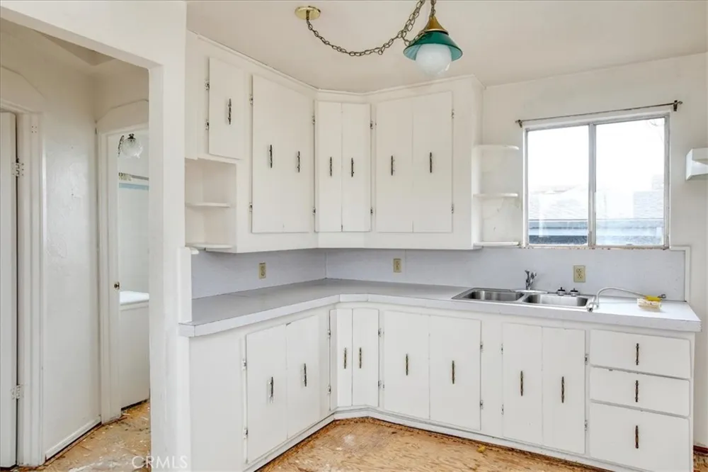 550 Worcester Drive Cambria, CA 93428