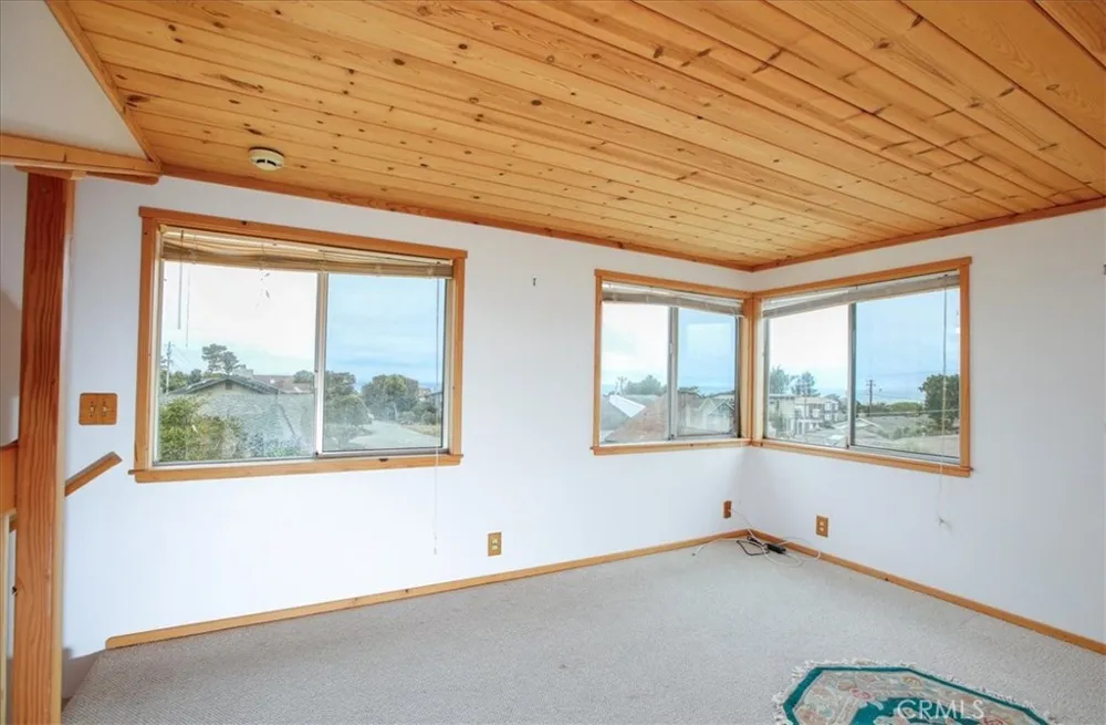 550 Worcester Drive Cambria, CA 93428