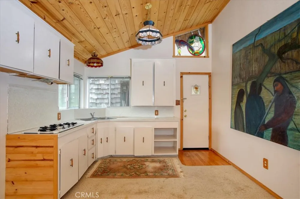 550 Worcester Drive Cambria, CA 93428