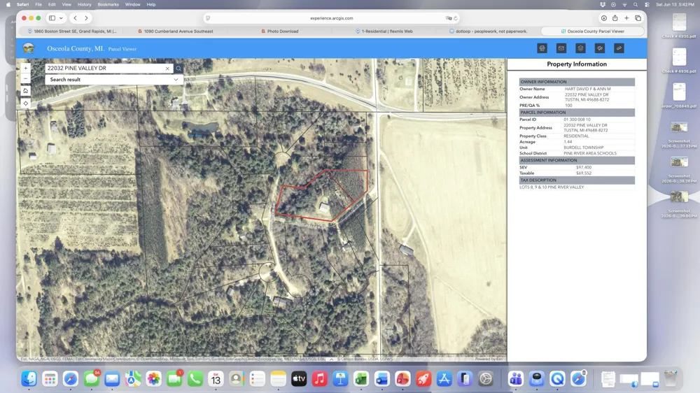 22032 Pine Valley Drive Burdell Township, MI 49688