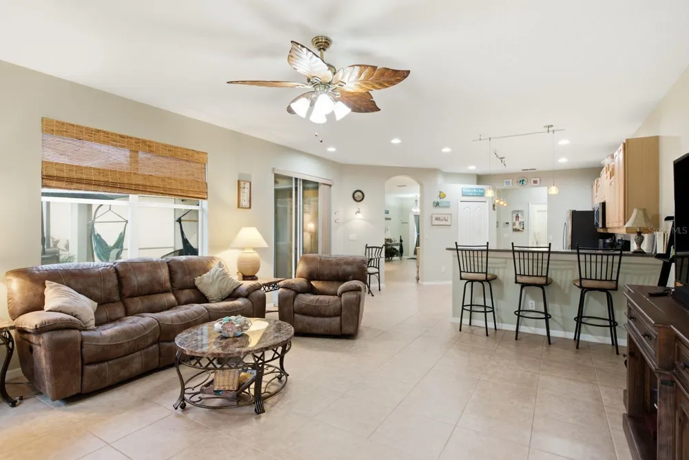 4882 W BREEZE CIRCLE Palm Harbor, FL 34683