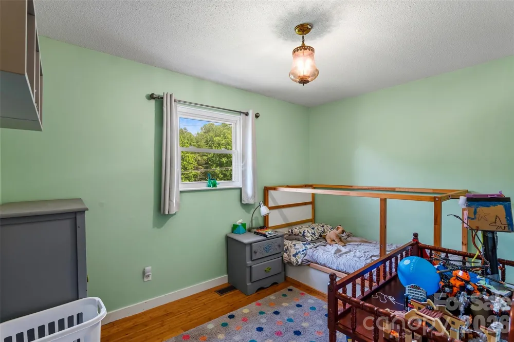 1574 Cashiers Valley Road Brevard, NC 28712