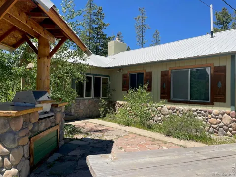 25 Aspen Drive