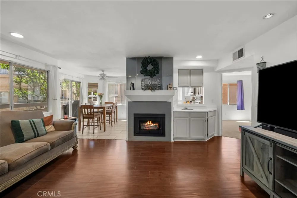 19814 Sandpiper Place #29 Newhall, CA 91321