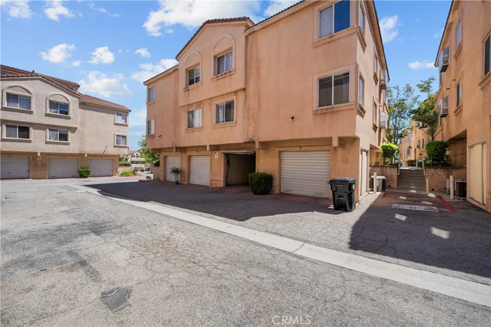19814 Sandpiper Place #29 Newhall, CA 91321