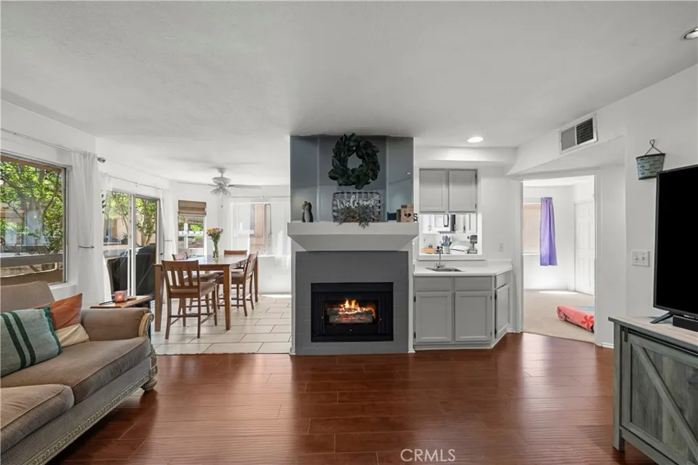 19814 Sandpiper Place #29 Newhall, CA 91321