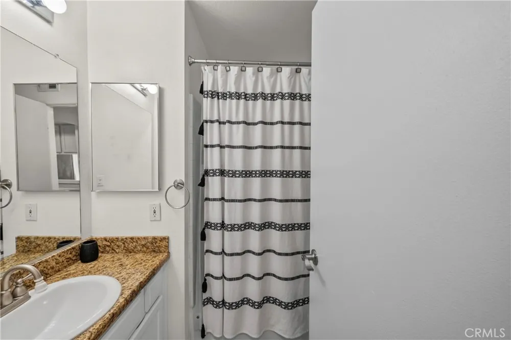 19814 Sandpiper Place #29 Newhall, CA 91321