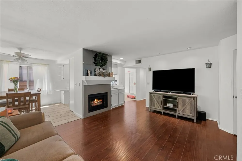 19814 Sandpiper Place #29 Newhall, CA 91321