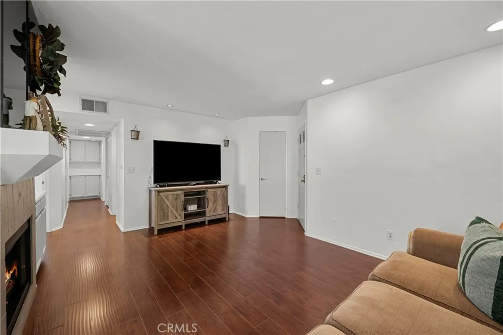 19814 Sandpiper Place #29 Newhall, CA 91321