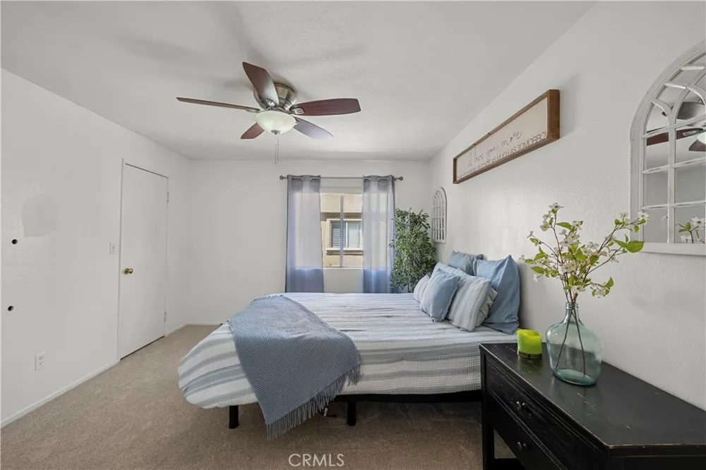 19814 Sandpiper Place #29 Newhall, CA 91321