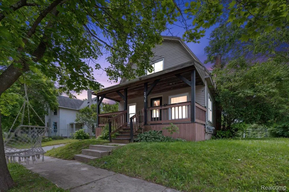 236 Lynn Street Flushing City, MI 48433