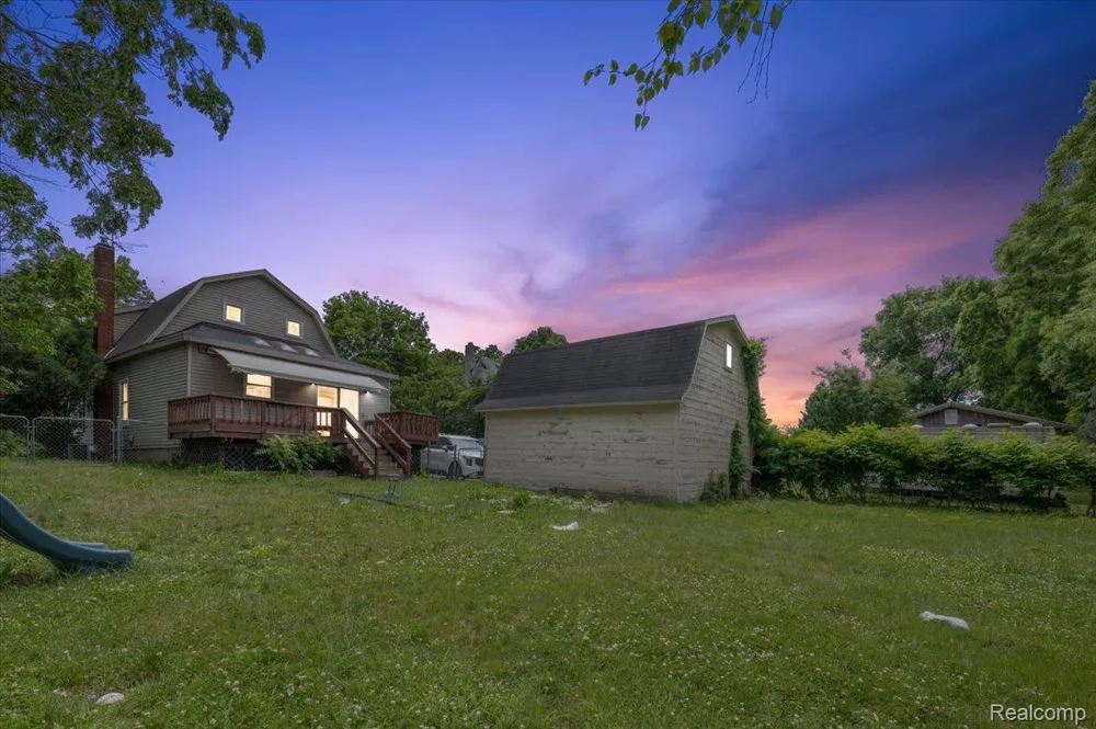 236 Lynn Street Flushing City, MI 48433
