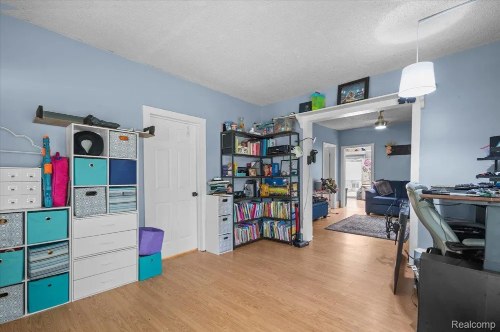 236 Lynn Street Flushing City, MI 48433