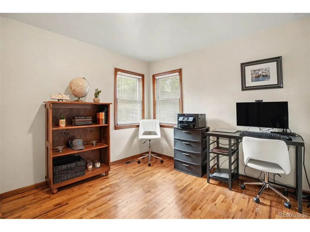 105 Via San Miguel Manitou Springs, CO 80829