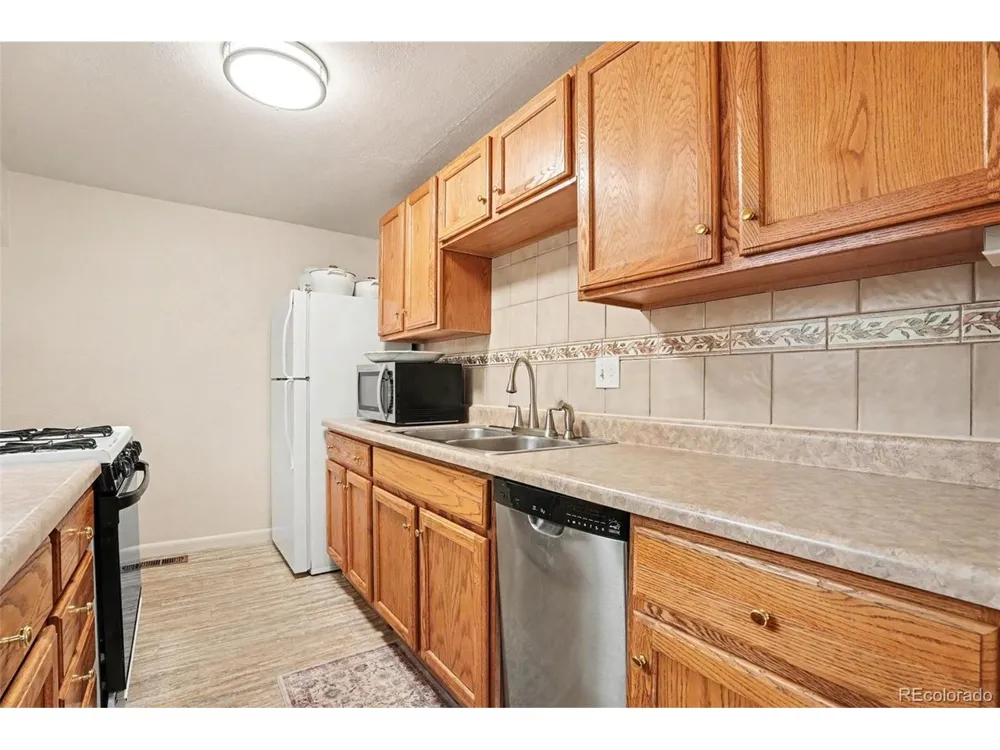 105 Via San Miguel Manitou Springs, CO 80829