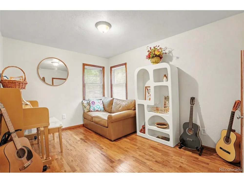 105 Via San Miguel Manitou Springs, CO 80829