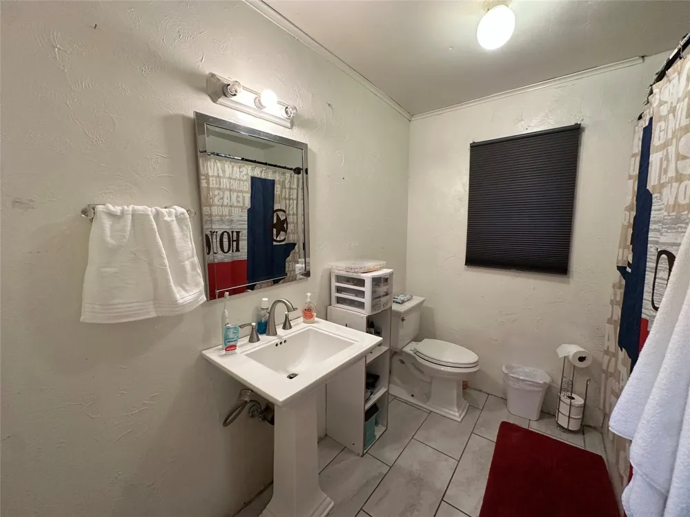 213 E Rhodes Avenue Lufkin, TX 75901