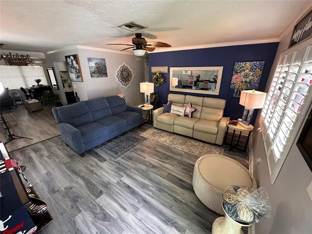 9470 JOEL DRIVE Seminole, FL 33777