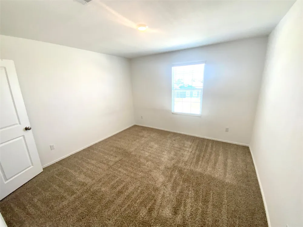 131 Soapstone Pass Maxwell, TX 78656