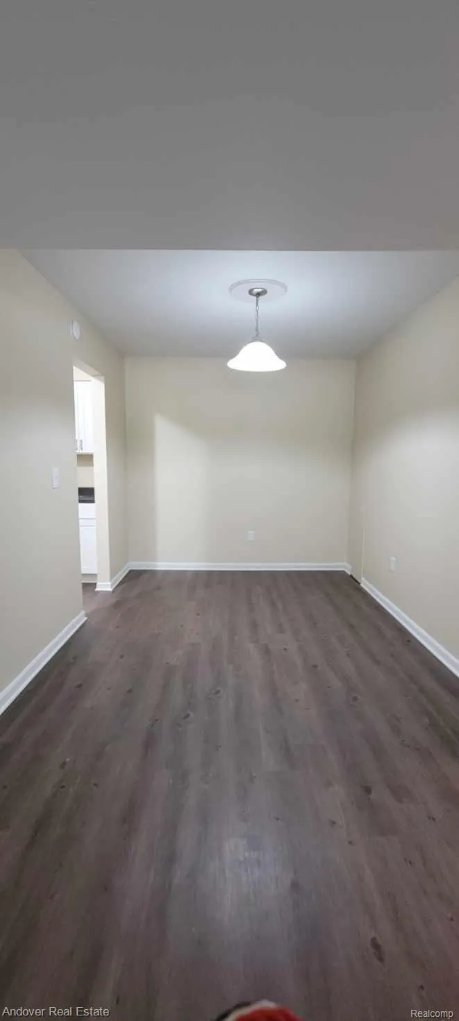 320 S Drake Road Kalamazoo City, MI 49009