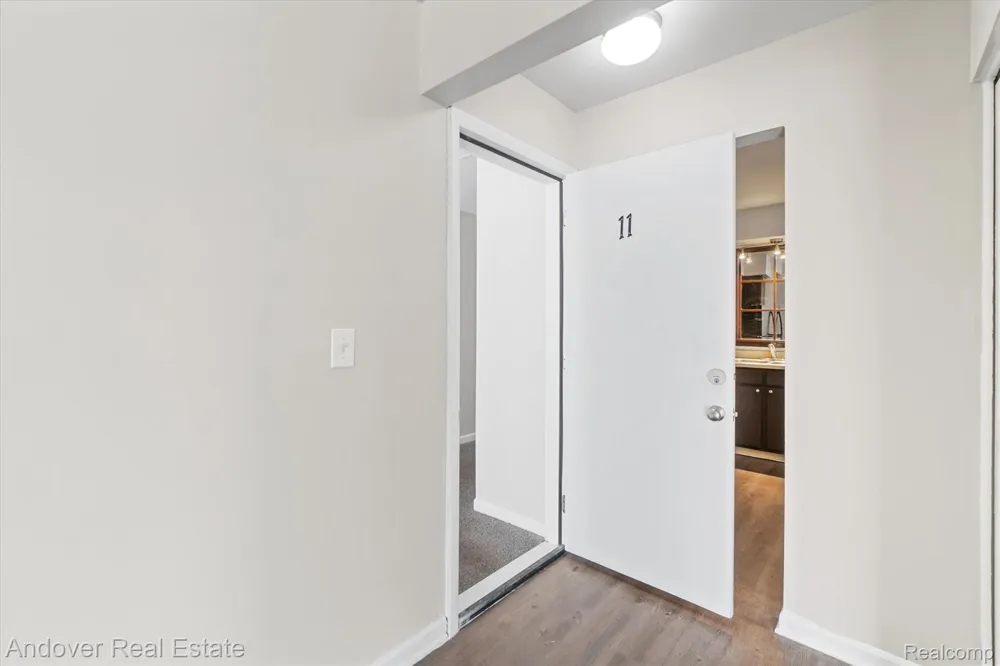 320 S Drake Road Kalamazoo City, MI 49009