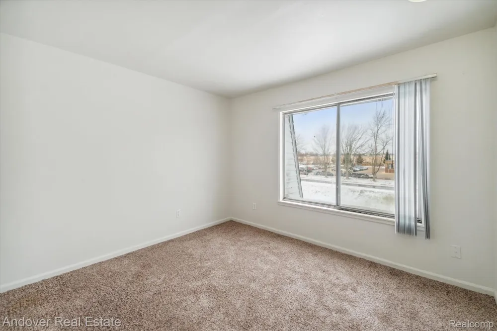 320 S Drake Road Kalamazoo City, MI 49009