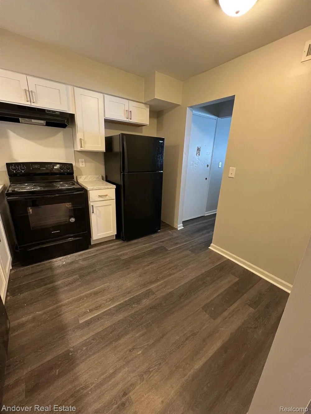 320 S Drake Road Kalamazoo City, MI 49009