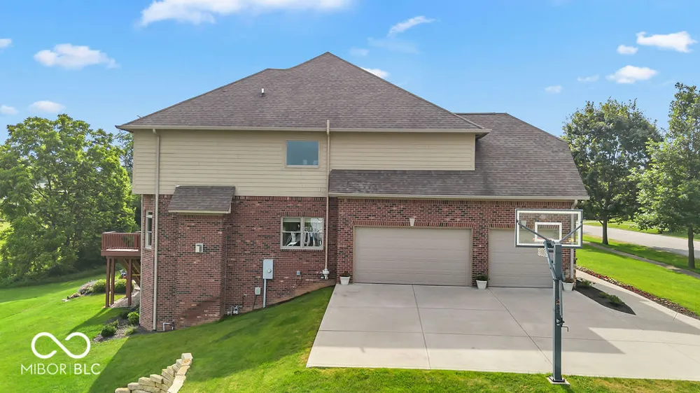 1463 E Commander Court Bloomington, IN 47401
